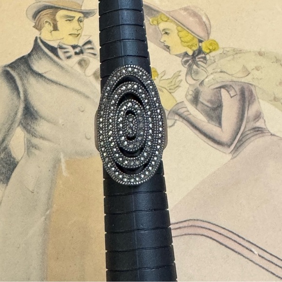 Vintage Sterling Silver Marcasite Stone Oval Ring Size 7 Estate Sale - Picture 5 of 10